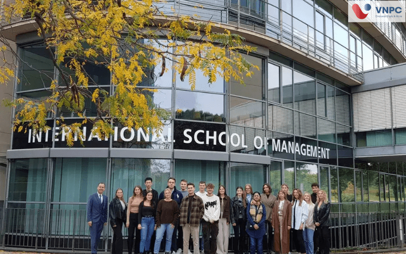 International School of Management